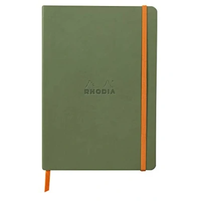 Immagine di RHODIA 117440C Taccuino flessibile salvia A5 Puntinato Dot 160 pagine Carta Clairefontaine Avorio 90 g/m Segna pagina, Chiusura con elastico Copertina Simil Cuoio Collezione Rhodiarama