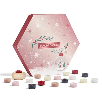 Immagine di Yankee Candle Set regalo 18 tea light profumate e 1 supporto per in una confezione natalizia Collezione Snow Globe Wonderland