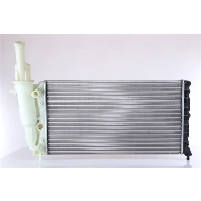 Immagine di NISSENS 61858 Radiatore motore Alluminio 577 322 23 Alette di raffreddamento montate meccanicamente FIAT: Punto I Hatchback, Cabrio, LANCIA: Y