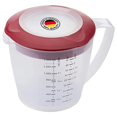 Immagine di Westmark Caraffa graduata con paraschizzi, coperchio e beccuccio, Plastica, Capacità: 1,4 litri, Helena, Trasparente/Rosso, 3105227R