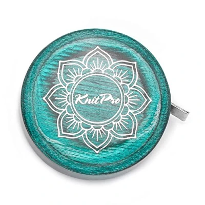 Immagine di KnitPro The Mindful Collection Color Alzavola (150cm) Custodia in Legno Metro a Nastro Retrattile 1 Pezzo