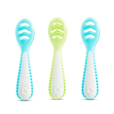Immagine di Munchkin Gentle Dip Cucchiai multistadio per bambini dai 4 mesi in su Confezione da 3, ideali lo svezzamento guidato dal bambino, design ergonomico, senza BPA