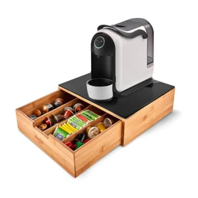 Immagine di Avilia Portacapsule in Bambù con 1 Cassetto Multifunzionale per Organizzare Capsule, Cialde, Tisane, Zucchero, Bicchierini da Caffè e Piccole Brioche