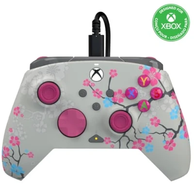 Immagine di PDP Xbox REMATCH GLOW Wired controller BLOSSOM