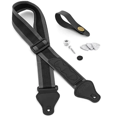 Immagine di TIGER Ukulele Strap Pack Include Cinghia, Cravatta, Pulsante per Cinturino/Pin Terminale e 3 Plettri In Feltro Adatto Soprano, Concerto, Tenore Baritono Ukes, Grigio
