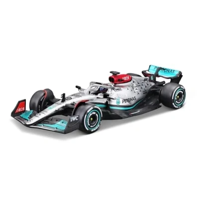Immagine di Bburago Mercedes AMG Petronas F1 Team W13 (2022): modellino auto in scala 1:43, 63 George Russel, con conducente, custodia rigida, argento (18 38066R)