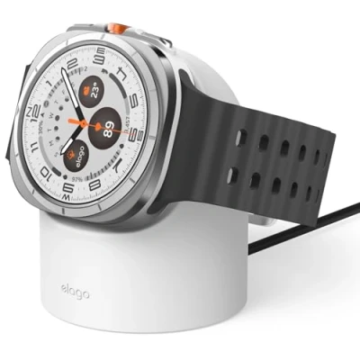 Immagine di elago Supporto di Ricarica Compatibile con Samsung Galaxy Watch 7 (40/44mm), Ultra, 6 Series, and 5 Modalità Leggio, Gestione Cavi [Cavo Non Incluso] (Bianco)
