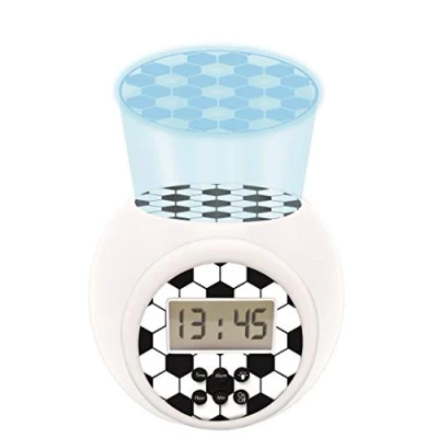 Immagine di Lexibook, Sveglia con Proiettore Calcio Funzione Snooze , Luce Notturna Timer, Schermo LCD, a Batteria, Bianco / Nero, RL977FO