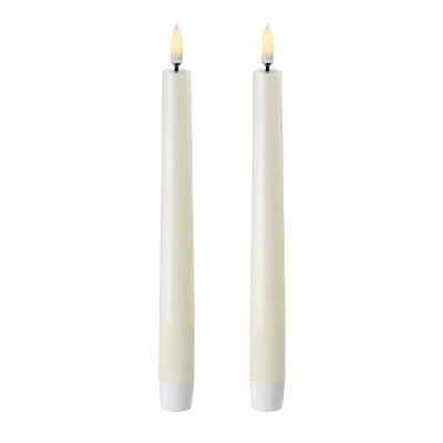 Immagine di Piffany Copenhagen Uyuni Lighting Taper Set di 2 candele a LED, 2,3 x 20 cm, in vera cera avoria, funzione timer per 6 ore, nessun rischio incendio, nessuna formazione fuliggine e odore
