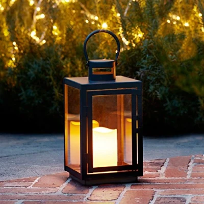 Immagine di Lanterna in Metallo Zincato Nero per Interni ed Esterni con Candela LED a Pile di Lights4fun
