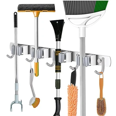 Immagine di Supporto per scope e mocio, in acciaio inox, casa, cucina, garage (4 posizioni 5 ganci)