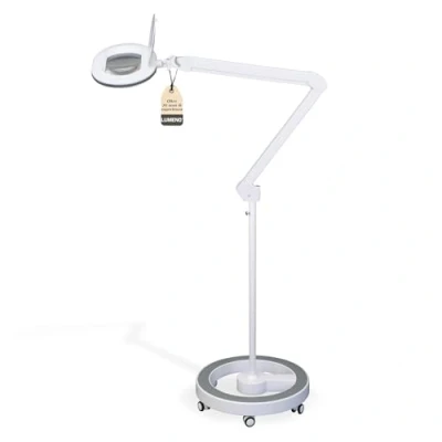 Immagine di Lumeno 8615GR Lampada d&#039;ingrandimento con grande lente ovale 110x150 mm, 60 LED dimmerabili in 2 fasi, perfetta come ausilio alla lettura, per i cosmetici, 5 diottrie grigio treppiede rotante