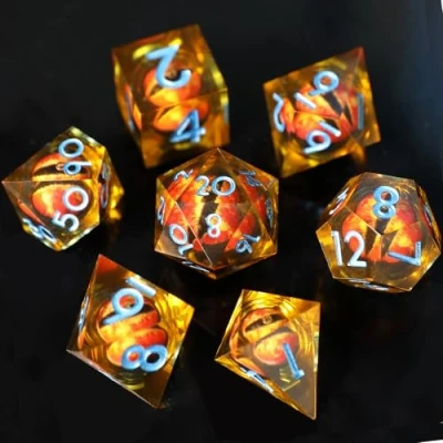 Immagine di Elifel DND Dadi Set D&amp;D 7 Pezzi Occhio del Drago Mobili Bulbo Oculare Resina Gioco Particolari con Bordi Affilati Poliedrici per Dungeon Draghi Pathfinder Rpg MTG Confezione Regalo