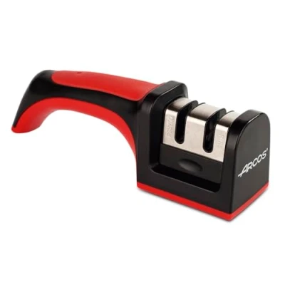 Immagine di Arcos Affilatori Affilatore Manuale per coltelli Realizzato in ABS + TPE Rulli Metallo Duro e Ceramica Colore Nero Rosso