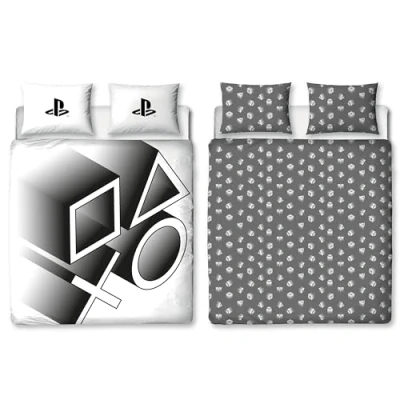Immagine di Character World Set copripiumino matrimoniale ufficiale PlayStation Design elasticizzato reversibile su 2 lati con federe coordinate di biancheria da letto Gaming bianco e nero