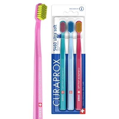 Immagine di Curaprox CS5460PACK Ultra Soft Spazzolini da denti, confezione 3 pz, colori assortiti