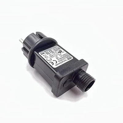 Immagine di Luccika Trasformatore Alimentatore 12W per luci di Natale a LED 31V, IP44, catene e decori luminosi, con spina Schuko adattatore driver Ignifugo bassa tensione, 8 differenti Giochi luce