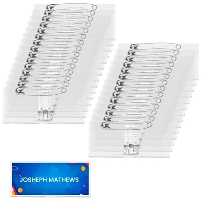 Immagine di Belle Vous 30 Pezzi Porta Badge con Clip Orizzontale 7 x 3 cm Portabadge Trasparente in Acrilico Resistente All’Acqua Per Scuole, Università, Conferenze, Aziende e Visitatori