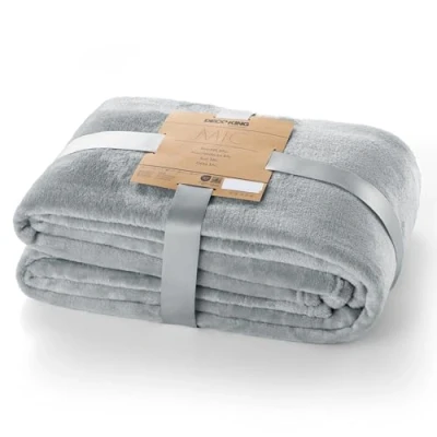 Immagine di DecoKing Coperta in Pile 220 x 240 cm Super Morbida Calda e Leggera Plaid Mic Argento