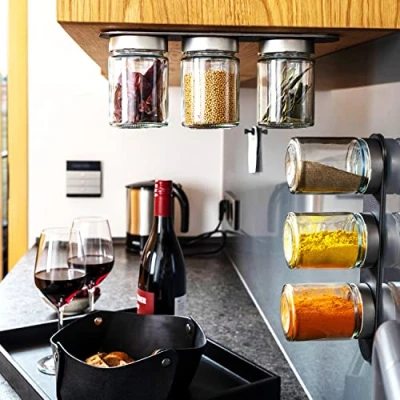 Immagine di silwy® Set di 3 bicchieri magnetici CLASSY con magneti integrati e una barra in metallo nera