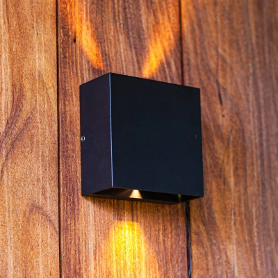 Immagine di Lutec GEMINI Beams 5104003012 Lampada da parete per esterni a LED 12 W Nero