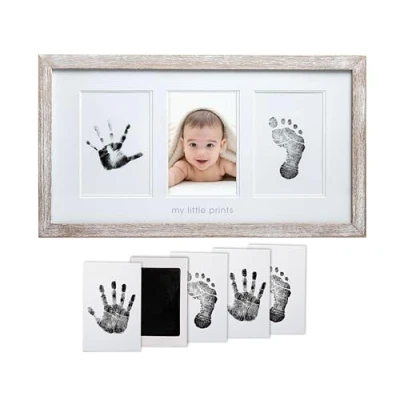 Immagine di Pearhead Babyprints Cornice rustica per ricordi del bambino, decorazione la cameretta dei bambini, impronta delle mani e piedi in legno rustico