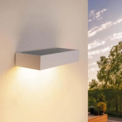 Immagine di Ledvion Moderna lampada da parete solare con sensore di movimento, bianco, 6 W, 3000 K, IP65 impermeabile e 220 lumen, rilevamento del movimento interruttore crepuscolare, risparmio energetico