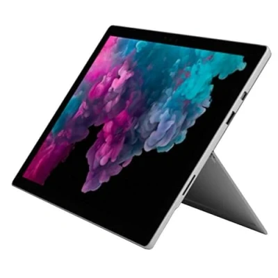 Immagine di 2018 Microsoft Surface Pro 6 con Intel Core i5 8250U (12,3 pollici, 8GB RAM, 256GB SSD) Platino (Ricondizionato)