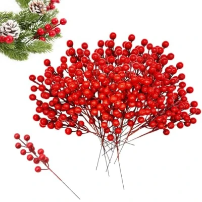 Immagine di YouXiaor 32 Pezzi Bacche Di Agrifoglio Natale, Artificiale Steli Rosse Artificiali Rosso Berry per Albero Natale Ghirlande Feste