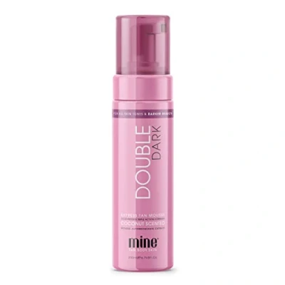 Immagine di MineTan Dark Self Tanner Foam 100% Natural, Lightweight, Fast Bronzing, 1 hour Tanning with Cold Pressed Triple Action Tan Formula, Coconut Scented, Vegan, Cruelty &amp; Paraben Free