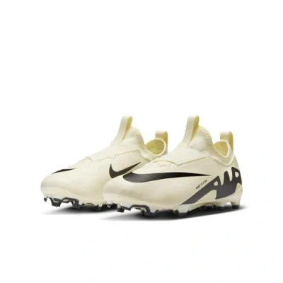 Immagine di Nike Performance JR ZOOM Mercurial Vapor 15 Academy MG Unisex Scarpe da calcetto con tacchetti per bambini, Taglia: 28.5, Lemonade/black