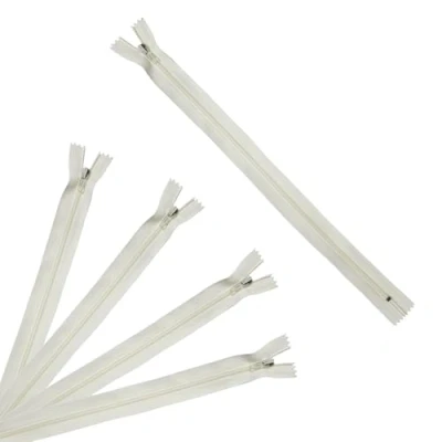 Immagine di Trimz 50 cm ( 20&quot;) Crema One Way End Stop Zip con Denti 4 mm 5 Pezzi, Poliestere, unità