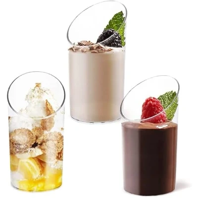 Immagine di KAHEIGN 100Pz Mini Tazze da Dessert ad Angolo, 75ml Rotonde in Plastica Coppa di Antipasto Semifreddo Trasparente Ciotola Portata Riutilizzabile per Mousse Budino (8,5 x 4,5cm)