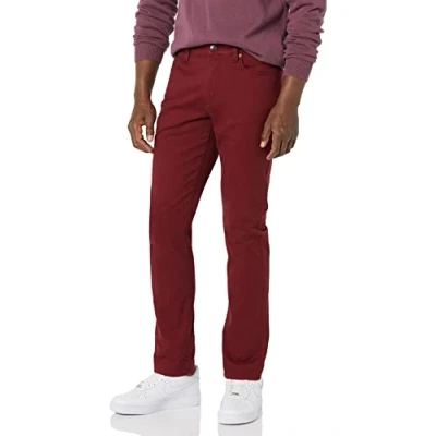 Immagine di Amazon Essentials Pantaloni in Twill Elasticizzati con 5 Tasche Slim Uomo, Bordeaux, 31W / 34L