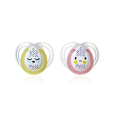 Immagine di Tommee Tippee Succhietti Night Time per la Notte, Modelli Assortiti, Multicolore, 0 6m, 2 Pezzi