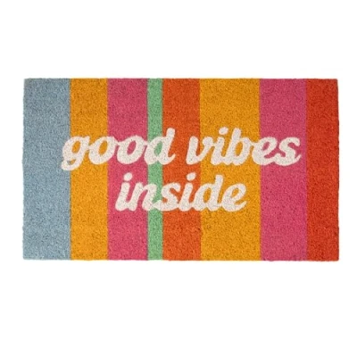Immagine di Fisura Zerbino d’ingresso “good vibes inside in fibra di cocco con base antiscivolo PVC. Tappeto originale multicolore dipinto a mano. Dimensioni: 70 cm x 40 cm.