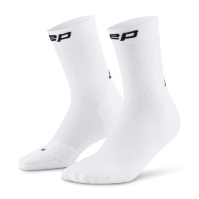 Immagine di CEP Calzini corti da corsa con compressione uomo, Core 5.0 Mid Cut, circolazione sanguigna ottimale, rigenerazione più rapida e senza bolle, Nero , L