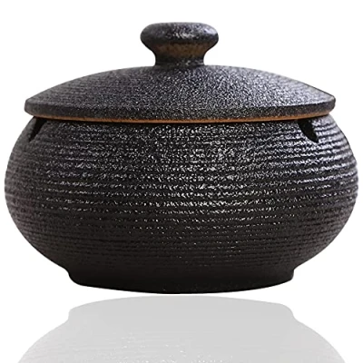 Immagine di Panngu posacenere a vento nero retrò in ceramica, con coperchio per esterni, semplice la casa e l&#039;ufficio (11,5 x 8,5 cm)