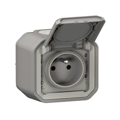 Immagine di LEGRAND Presa impermeabile IP55 con Terra Plexo 2P+T 16A completa persiana Per posa in apparente Made France Grigio