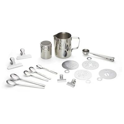 Immagine di ECHTWERK Set di accessori per il caffè, 23 pezzi, 600 ml, 4 espressi, cappuccini, caffè macchiati pinze da stampini cucchiaini stile barista argento