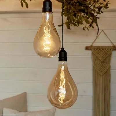 Immagine di Hellum Set di 2 lampade a sospensione vintage, con timer A130, Ø 13 x 27 cm, lampadina dorata telecomando, dimmerabile, stile retrò, batteria (4 AA non incluse) 151404