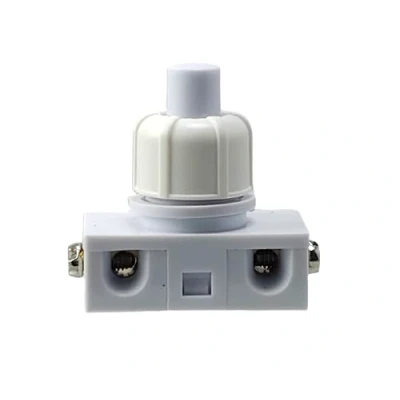 Immagine di Interruttore a pressione da incasso con contatti vite per lampade e dispositivi 250 V 2 A, bianco