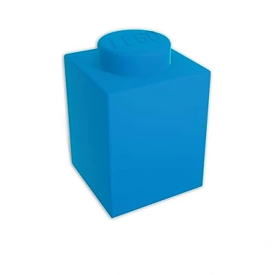 Immagine di LEGO Iconic 1x1 lampada mattone led in silicone Blu Con 8 colori che cambiano automaticamente e blocco manuale del colore (include 3 batterie AAA) altezza 116mm x larghezza 78mm