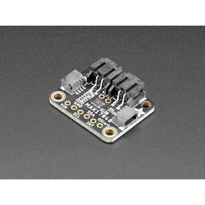 Immagine di Adafruit MAX17048 Indicatore del carburante LiPoly/LiIon e monitor batteria STEMMA JST PH &amp; QT/Qwiic