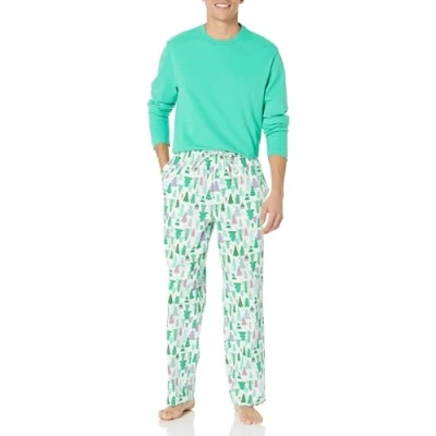 Immagine di Amazon Essentials Set Pigiama in Flanella (Disponibile nelle Taglie Big &amp; Tall) Uomo, Ecru Alberi di Natale, 5XL Plus