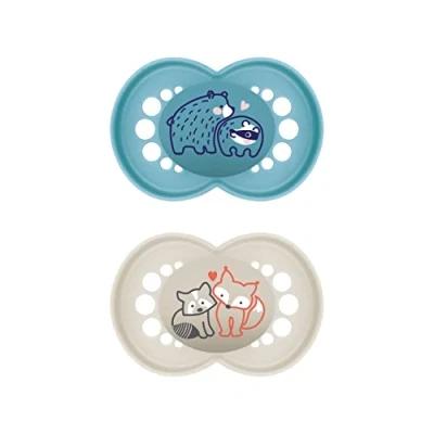 Immagine di MAM Ciuccio originale Pure in set da 2 pezzi, adatto ai denti, materiale sostenibile e rinnovabile, tettarella silicone SkinSoft, con scatola per ciuccio, 6 16 mesi, orso/volpe