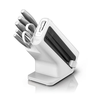 Immagine di Ninja Set 6 Pezzi, Coltelli, Forbici, Affilacoltelli Integrato Foodi StaySharp, Coltello da chef, per affettare, pane, multiuso, spelucchino, forbici cucina, Bianco K62006EUWH