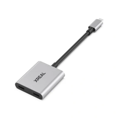 Immagine di XREAL Hub, Power and Play Adattatore, Alimenta AR Occhiali mentre Ricarica il Dispositivo Sorgente, Come Steam Deck, ROG Ally, Switch, iPhone 15 o Android, Supporta 45W Rapida e 120Hz