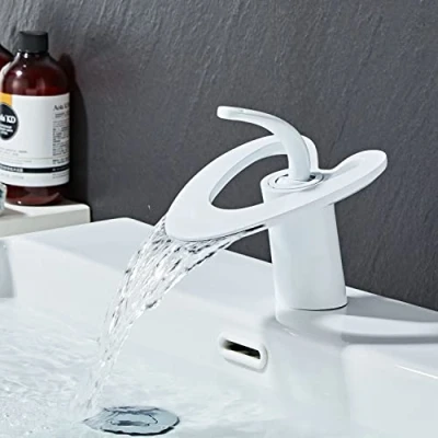 Immagine di Rubinetti per lavabo a cascata miscelatore cromato monocomando bianco monoblocco
