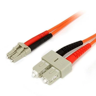 Immagine di StarTech.com Cavo patch duplex in fibra multimodale 62,5/125 2 m LC/SC, LSZH (FIBLCSC2)